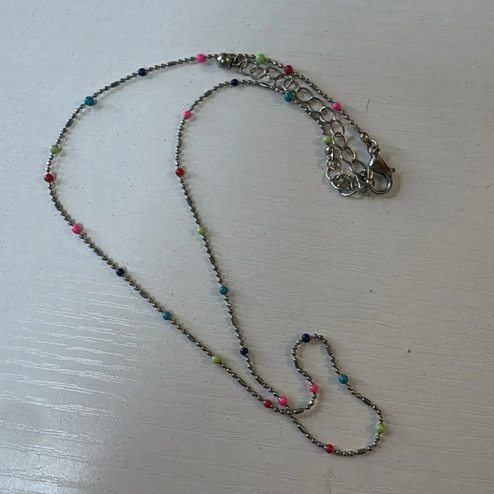 Beaded necklace - Picture 3 of 3